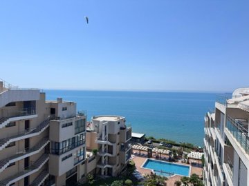 1 - St Vlas, Propriété