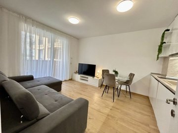 1 - Sunny Beach, Propriété