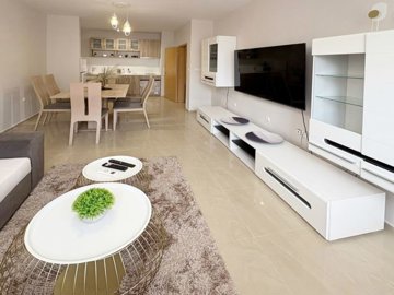 1 - Sunny Beach, Propriété