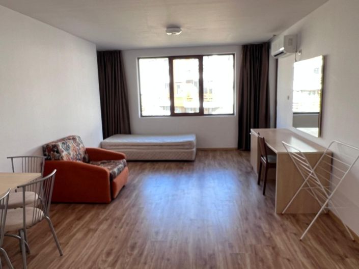 Image No.4-1 Bed Property for sale