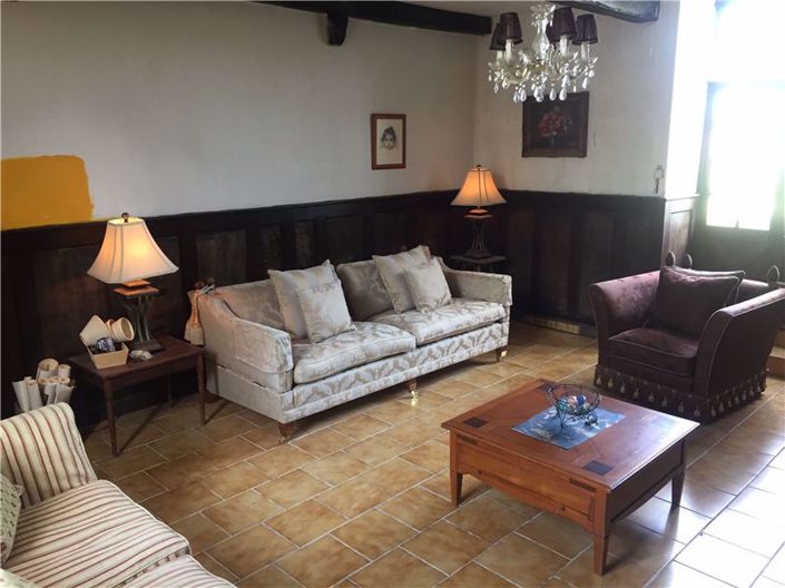Image No.11-4 Bed Property for sale