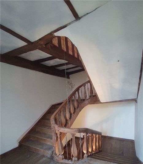 Image No.23-4 Bed Property for sale