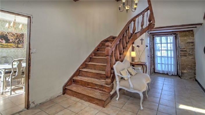 Image No.8-4 Bed Property for sale