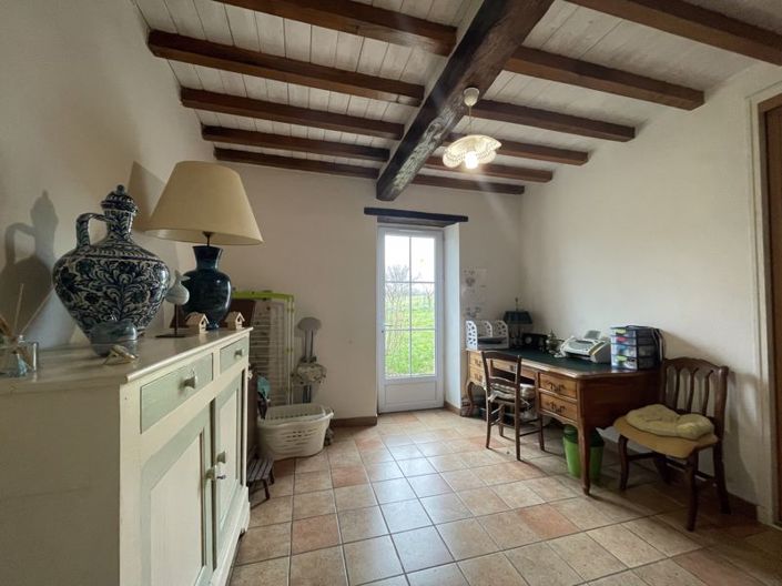 Image No.10-Propriété de 5 chambres à vendre à Gironde