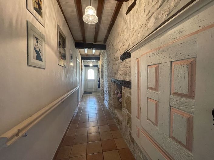 Image No.9-Propriété de 5 chambres à vendre à Gironde