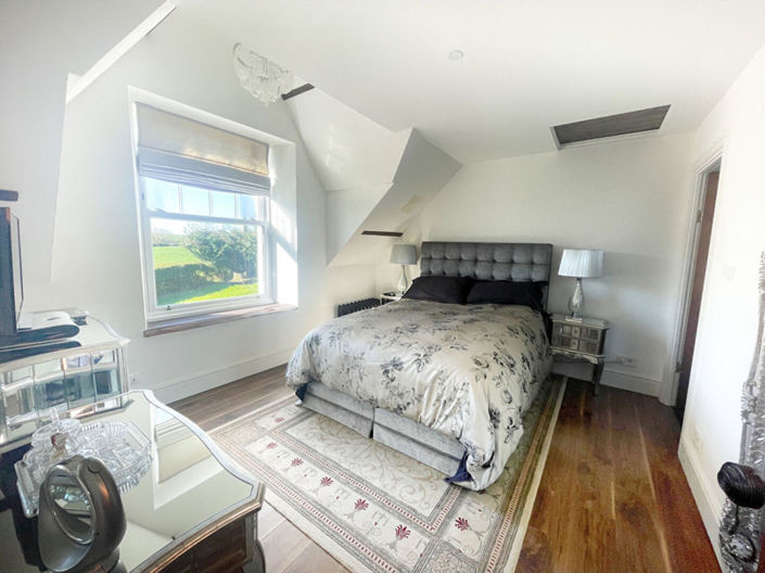 Image No.13-3 Bed Property for sale