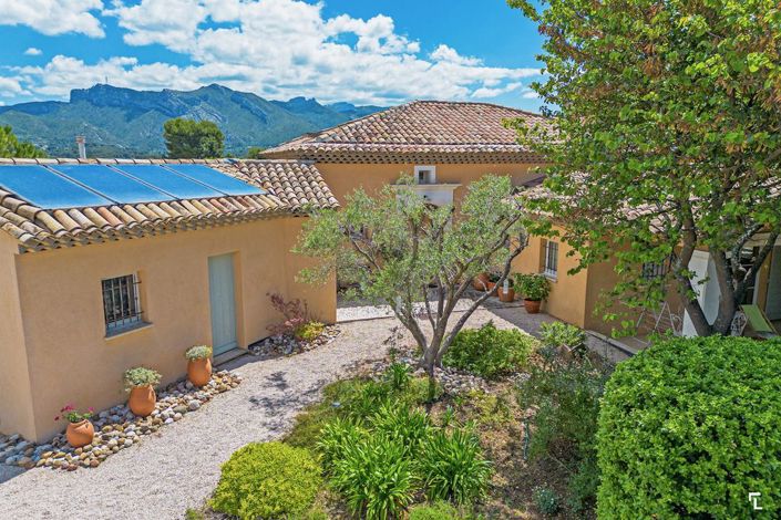 Image No.5-Propriété de 5 chambres à vendre à Aubagne