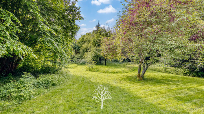 Image No.4-6 Bed Property for sale