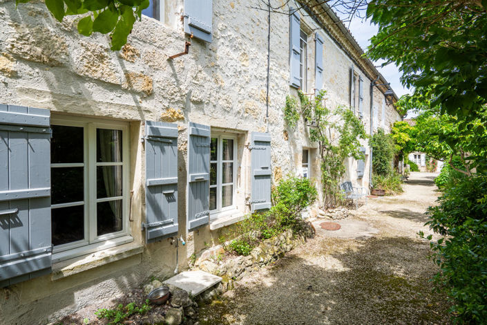 Image No.3-Propriété de 4 chambres à vendre à Larressingle