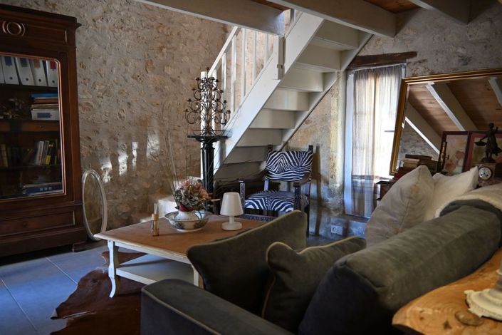 Image No.25-4 Bed Property for sale