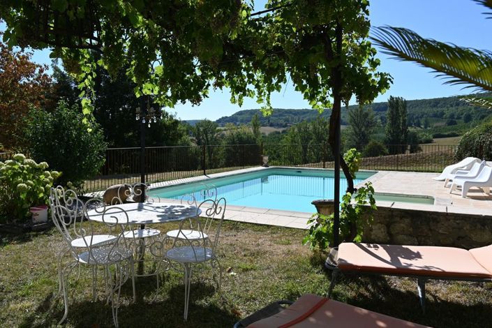 Image No.32-4 Bed Property for sale