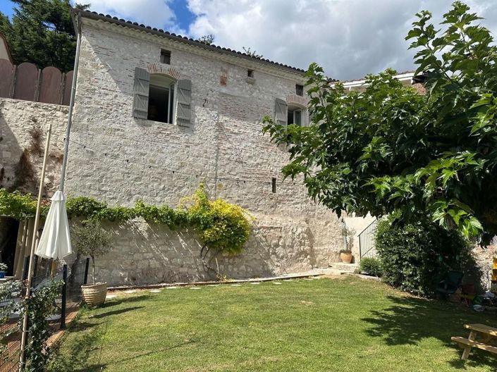 Image No.23-4 Bed Property for sale