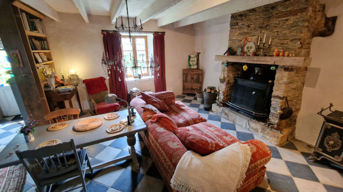 Image No.6-3 Bed Property for sale