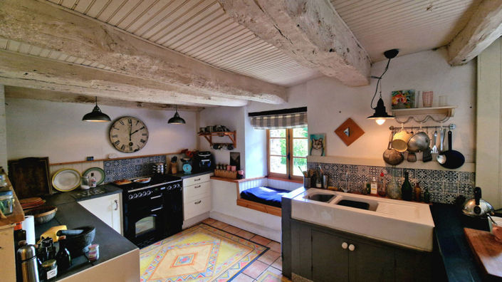 Image No.9-3 Bed Property for sale