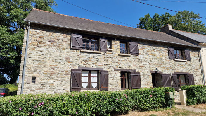 Image No.17-4 Bed Property for sale