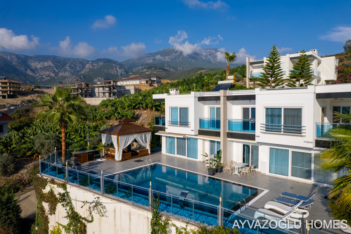 Image No.26-4 Bed Villa for sale