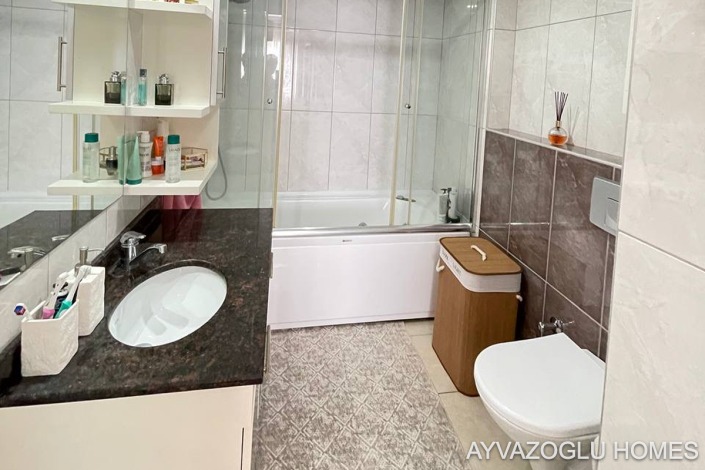 Image No.11-2 Bed Apartment for sale