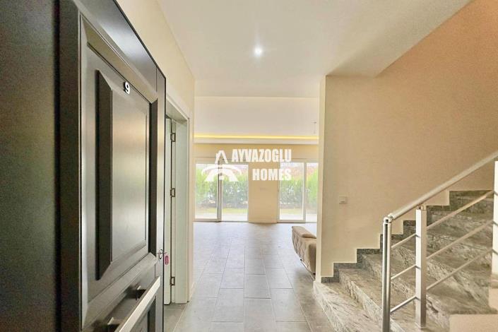 Image No.35-2 Bed Duplex for sale