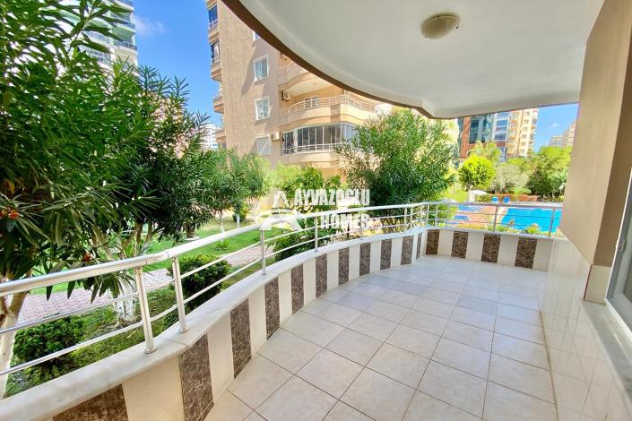 Image No.20-2 Bed Apartment for sale