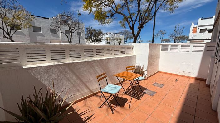Image No.11-3 Bed Apartment for sale