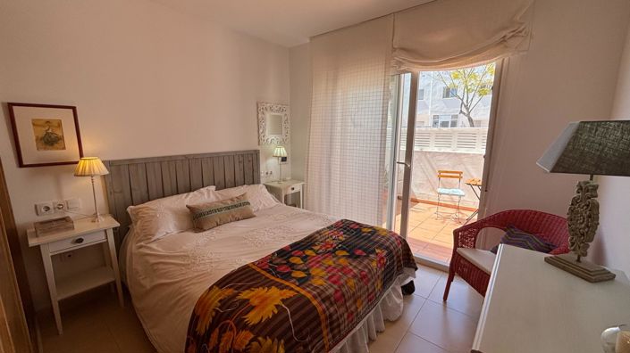 Image No.8-3 Bed Apartment for sale