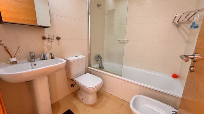 Image No.10-3 Bed Apartment for sale