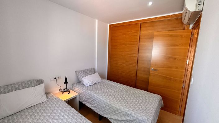Image No.12-3 Bed Apartment for sale