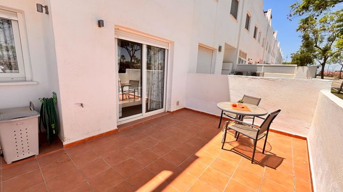 Image No.18-3 Bed Apartment for sale