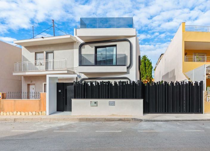 Image No.5-4 Bed Townhouse for sale
