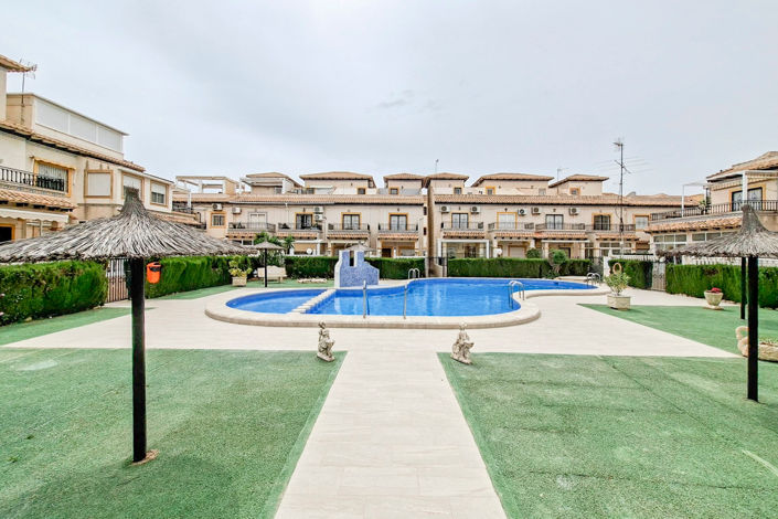 Image No.42-2 Bed Apartment for sale