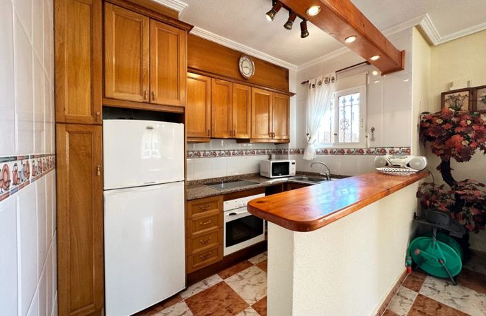 Image No.11-2 Bed House for sale