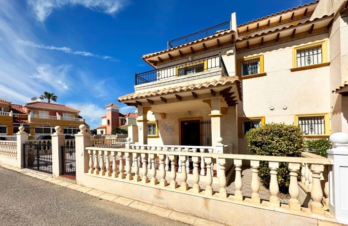 Image No.5-2 Bed House for sale