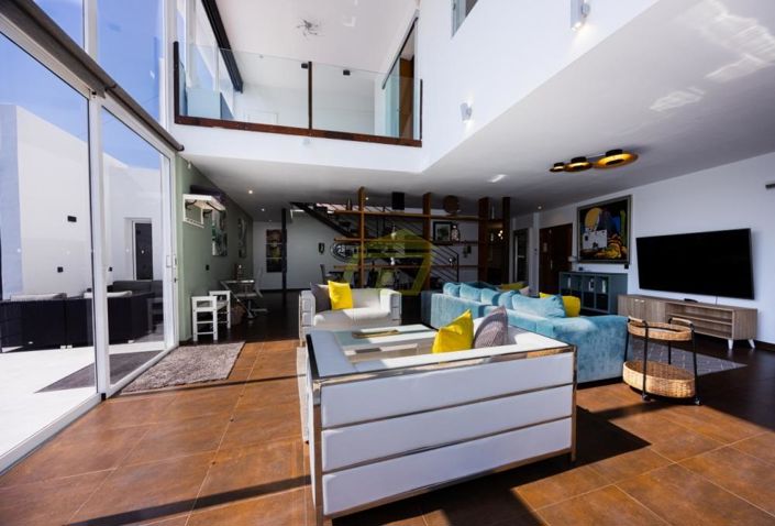 Image No.14-6 Bed Villa for sale