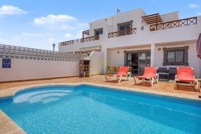 Peaceful Coastal Living Close to Marina Rubicón