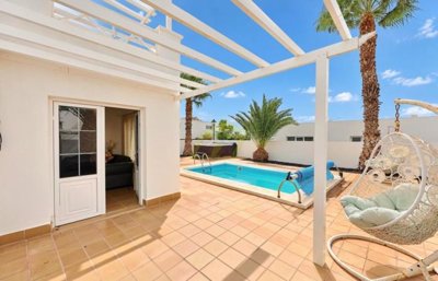 Elegant Two-Storey Villa with Master Suite Terrace and Private Heated Pool in Puerto Calero