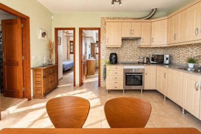 Fully Furnished Apartment With Large Sunny Terrace in a Privileged Location
