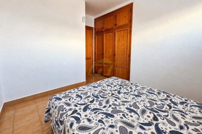Lovely Apartment in Great Loccaton with Communal Pool
