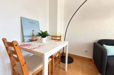 Lovely Apartment in Great Loccaton with Communal Pool