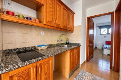 Lovely Apartment in Great Loccaton with Communal Pool