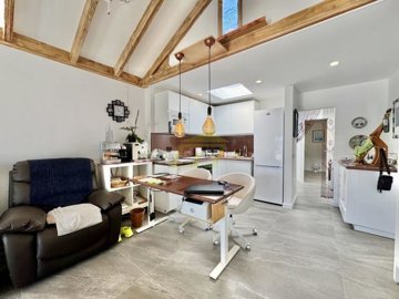 Modern Bungalow with Sea Views and High-Quality Features in Costa Teguise