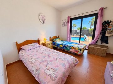 South Facing Villa with mountain views in Playa Blanca