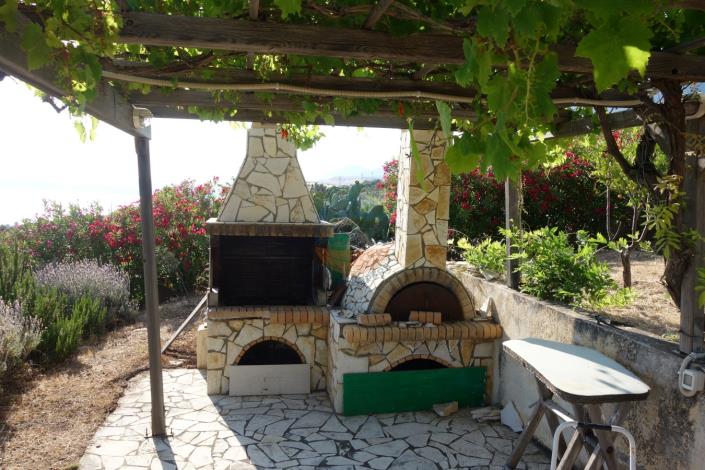 Image No.47-5 Bed House for sale