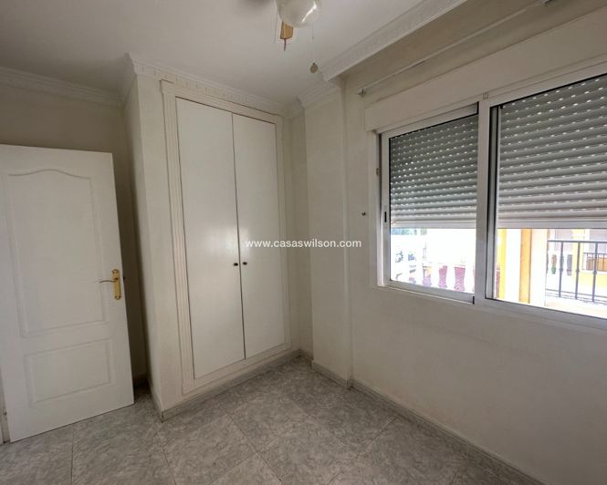 Image No.16-2 Bed Apartment for sale