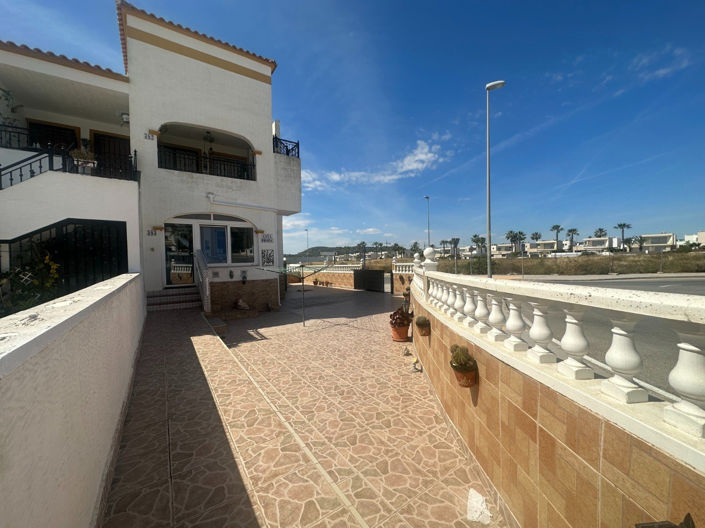 Image No.3-Appartement de 2 chambres à vendre à Alicante