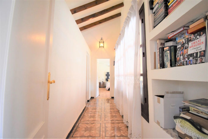 Image No.15-Villa de 4 chambres à vendre à Alicante