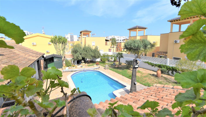 Image No.34-Villa de 4 chambres à vendre à Alicante