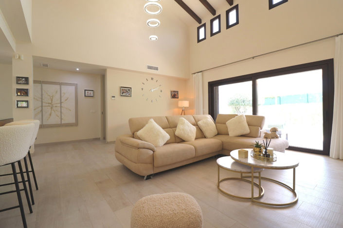 Image No.5-3 Bed Villa for sale