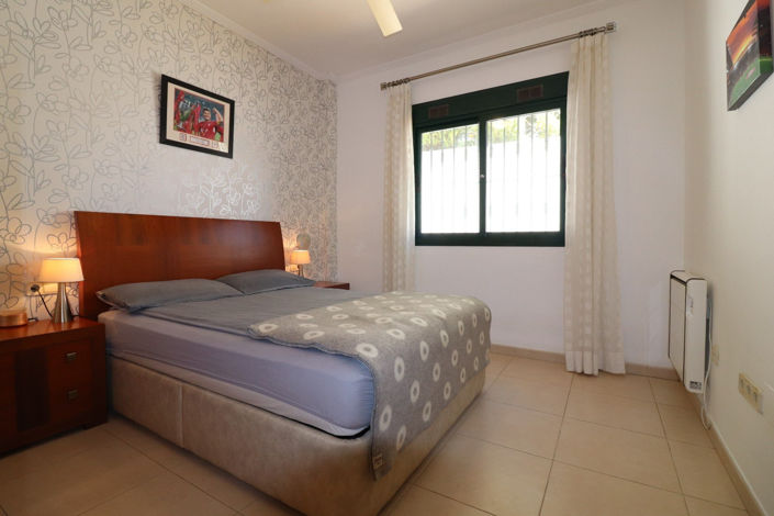 Image No.11-Villa de 4 chambres à vendre à Alicante