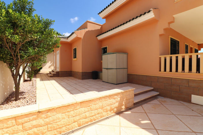 Image No.22-Villa de 4 chambres à vendre à Alicante