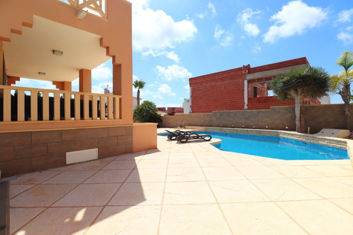 Image No.27-Villa de 4 chambres à vendre à Alicante